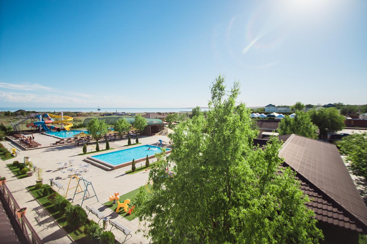 Picnic Park Hotell Shenggeldi Exteriör bild